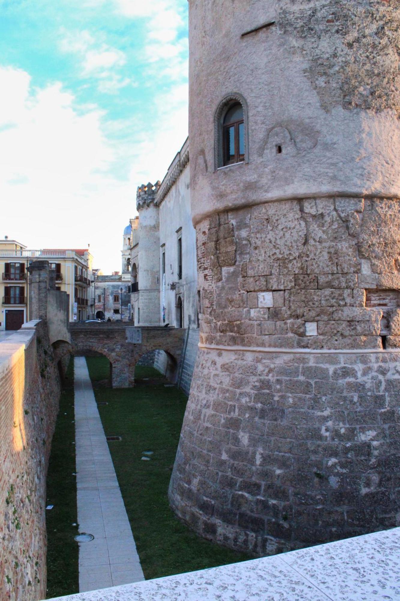 B&B Palazzo Croghan Torremaggiore Exterior photo