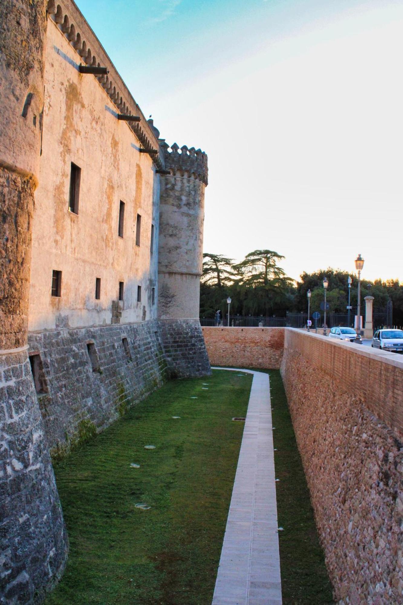 B&B Palazzo Croghan Torremaggiore Exterior photo