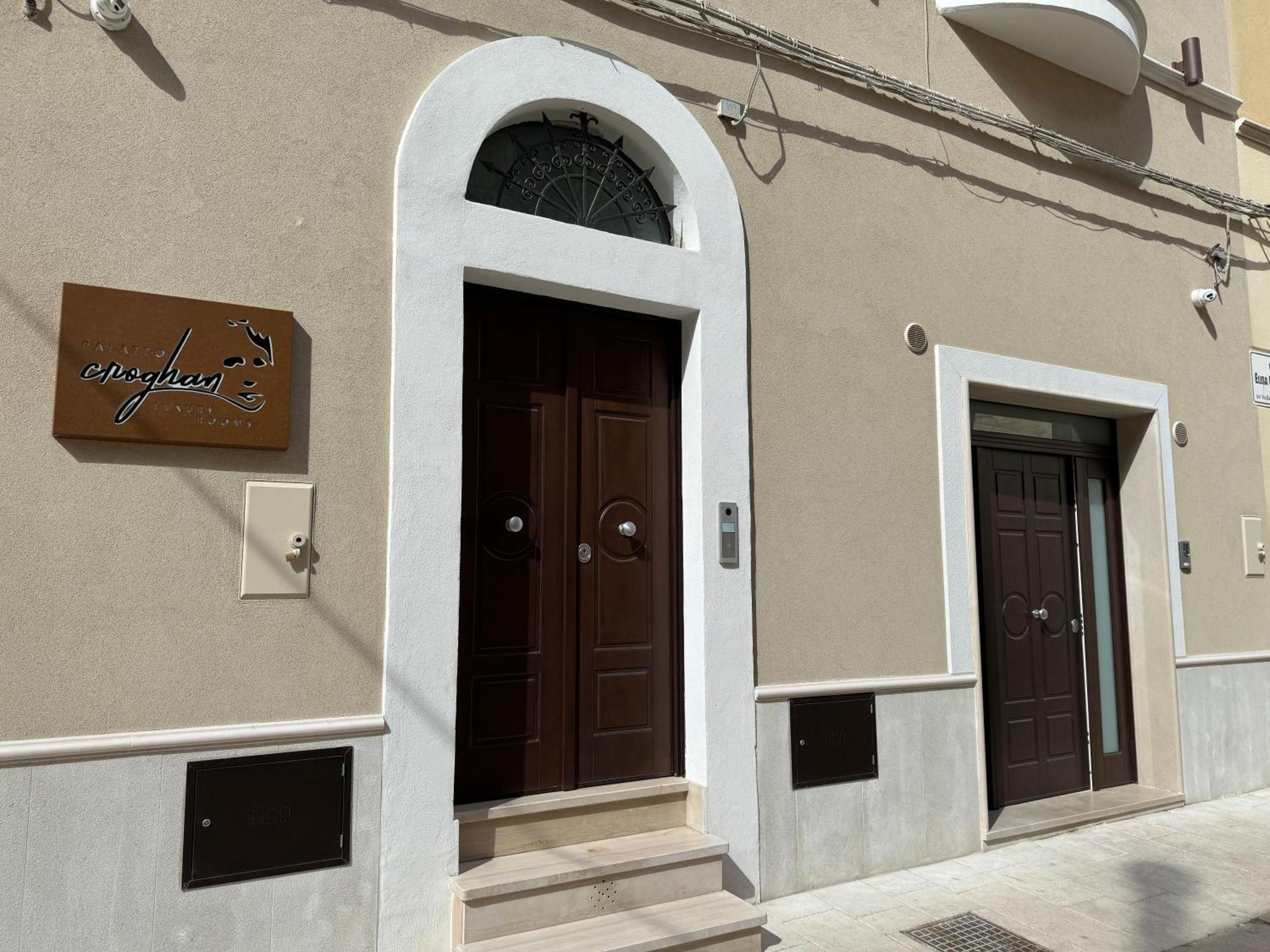 B&B Palazzo Croghan Torremaggiore Exterior photo