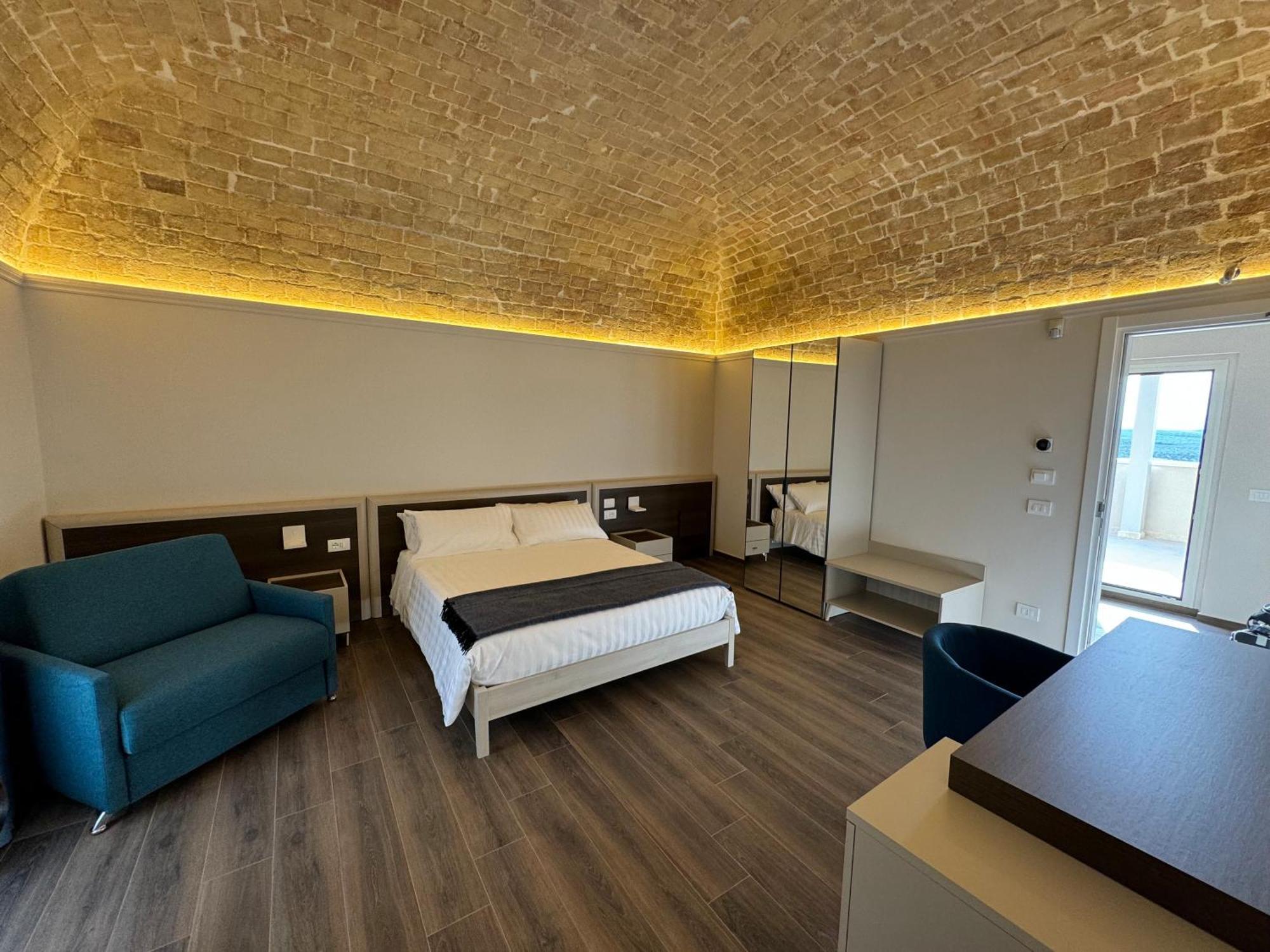 B&B Palazzo Croghan Torremaggiore Exterior photo