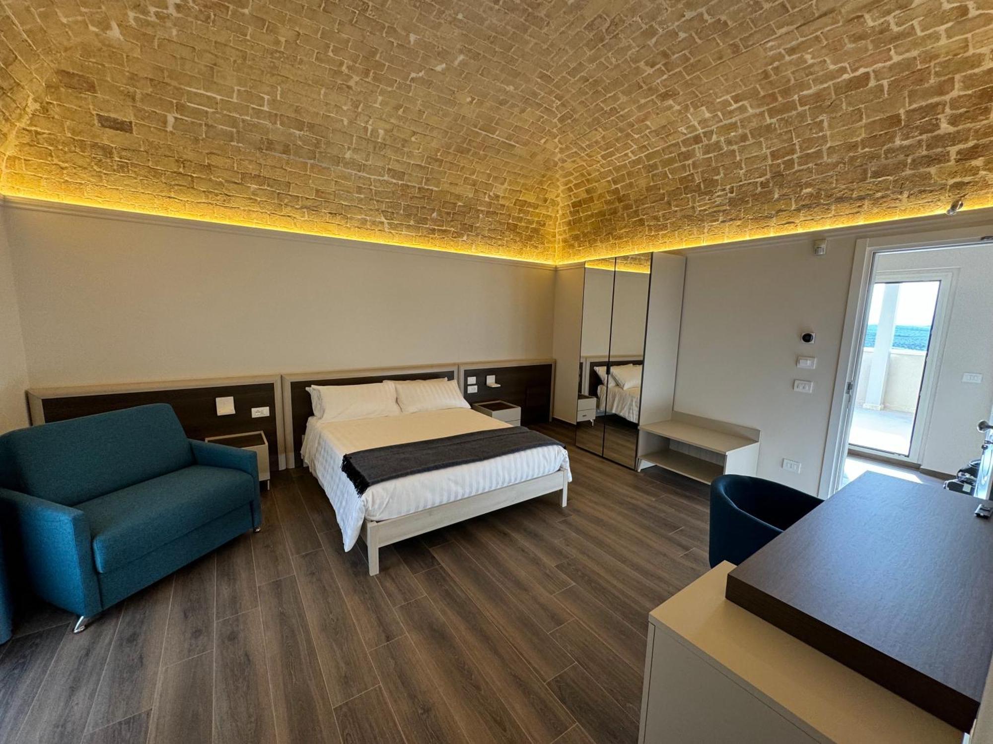 B&B Palazzo Croghan Torremaggiore Exterior photo
