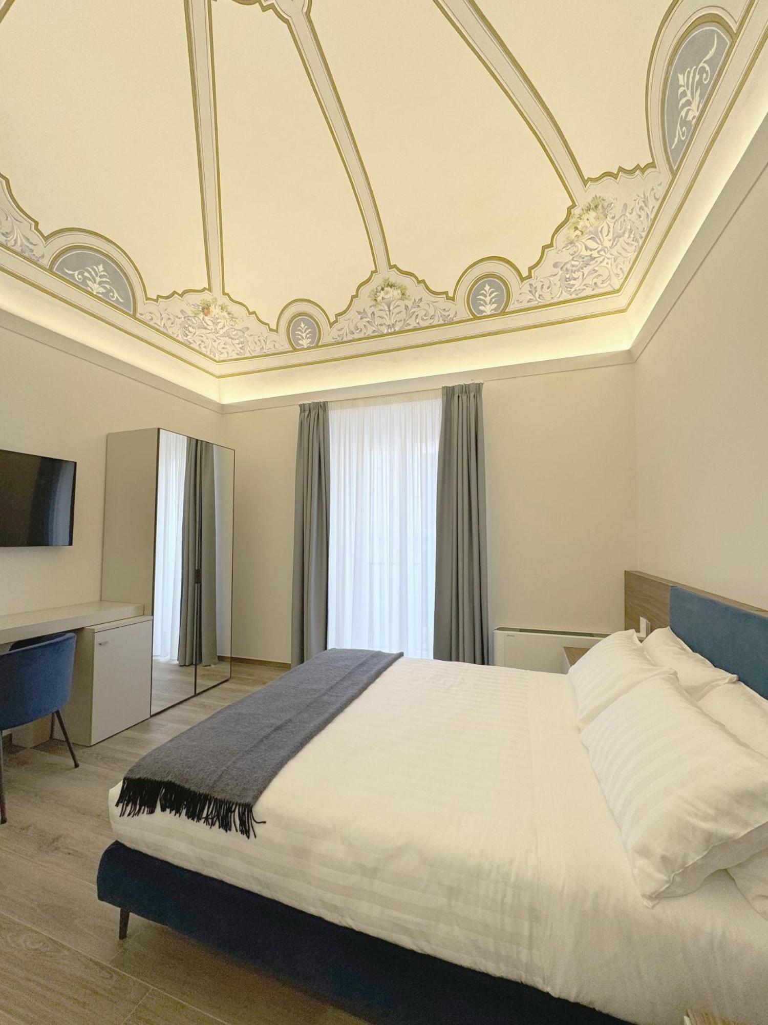 B&B Palazzo Croghan Torremaggiore Exterior photo